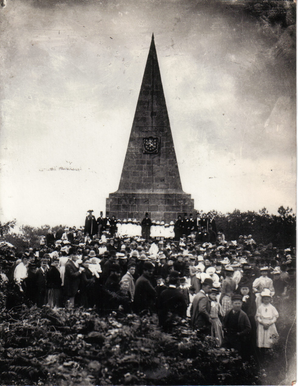Stop 24 – Knill's Monument, The Steeple